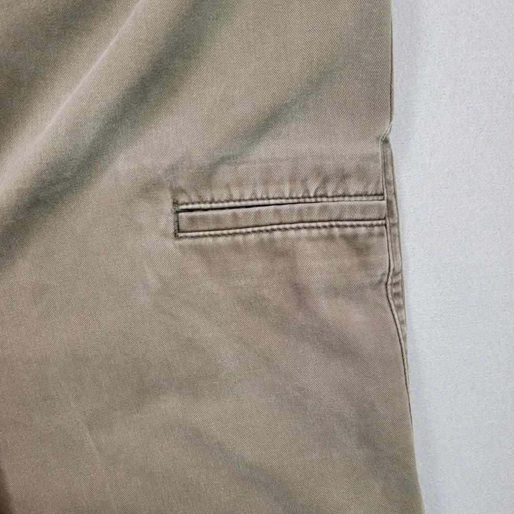 Men's Carhartt Relaxed Fit Work Pants, Brown, Size 38x30,‎ Pre-Owned